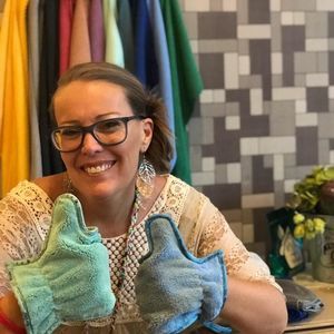 Meet your Posher, Julie